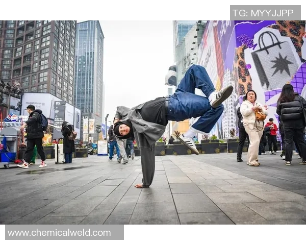 街舞纪实：见证成都街舞队如何逆风翻盘实现梦想的奋斗历程